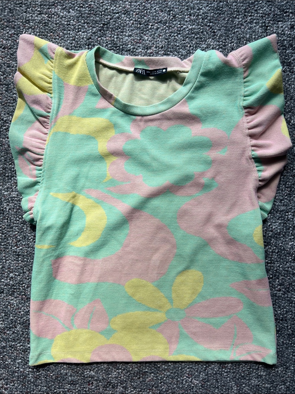 Zara Pastel Floral Ruffle Sleeve Top